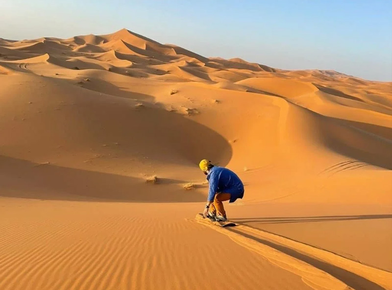 sandboarding in merzouga